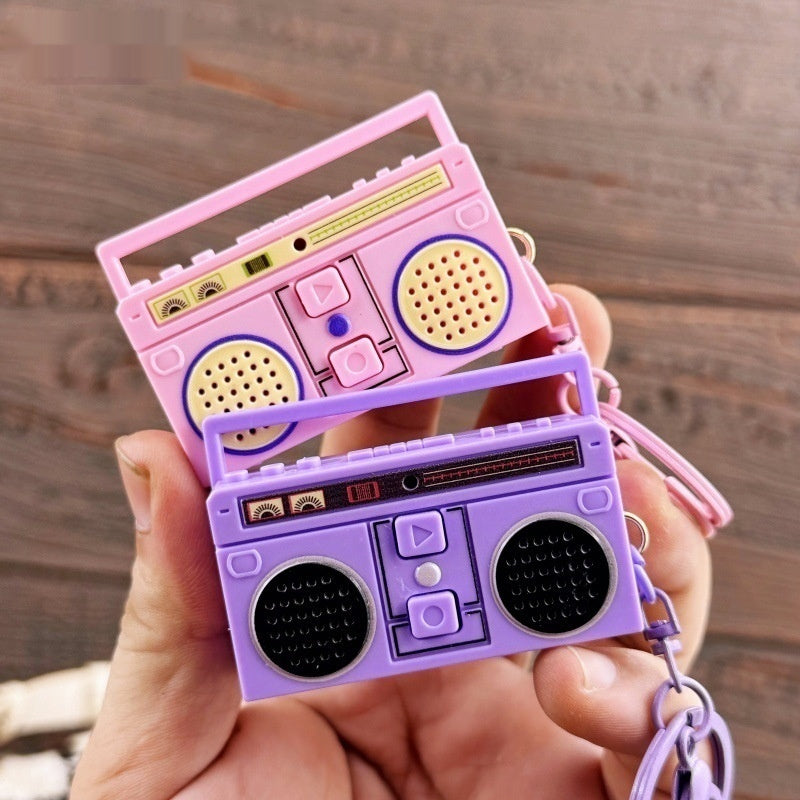 Nostalgic Old-fashioned Mini Retro Classical Radio Pendant